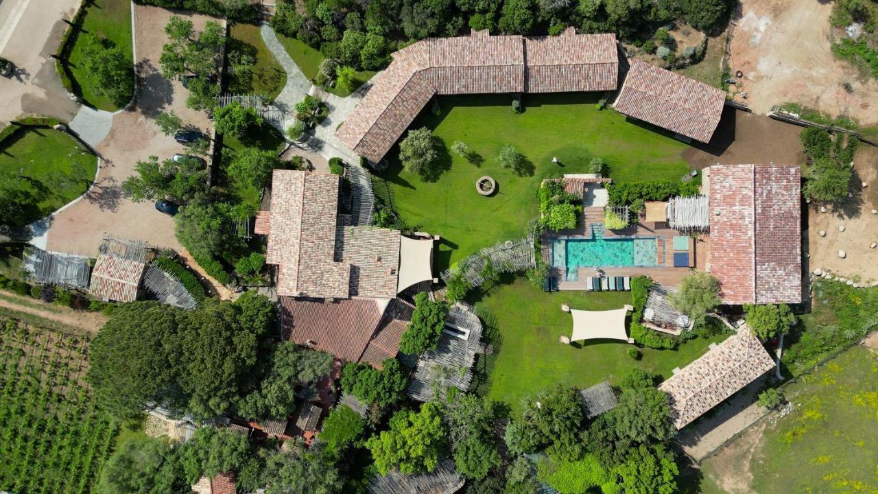 Domaine Pozzo Di Mastri Hotel & Spa ฟิการี ภายนอก รูปภาพ