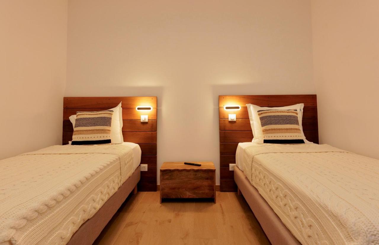 Domaine Pozzo Di Mastri Hotel & Spa ฟิการี ภายนอก รูปภาพ