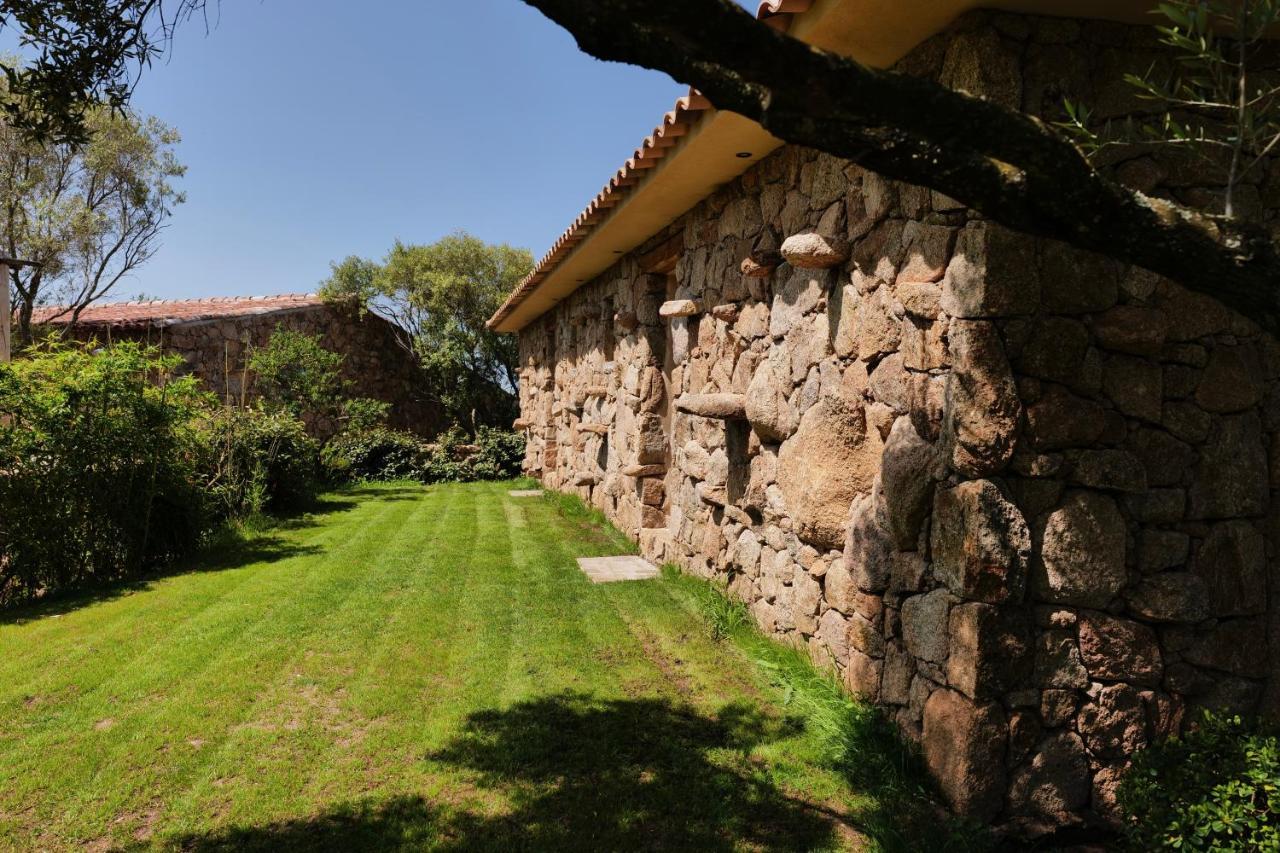 Domaine Pozzo Di Mastri Hotel & Spa ฟิการี ภายนอก รูปภาพ