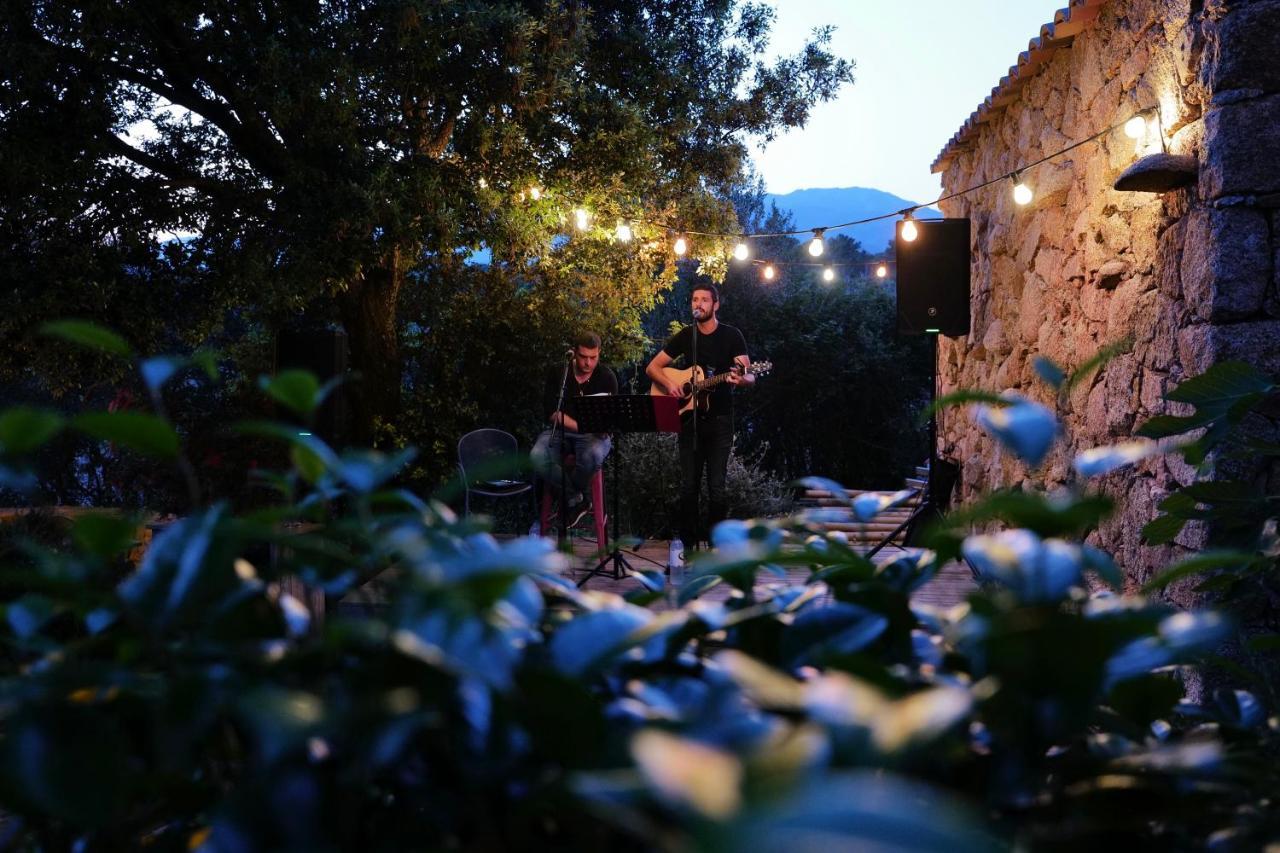 Domaine Pozzo Di Mastri Hotel & Spa ฟิการี ภายนอก รูปภาพ